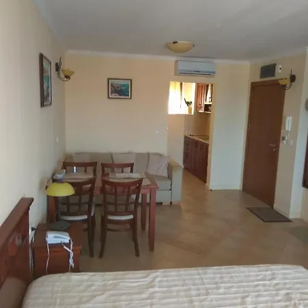 Apartment Santa Marina Village,211-40,411-42,411-43